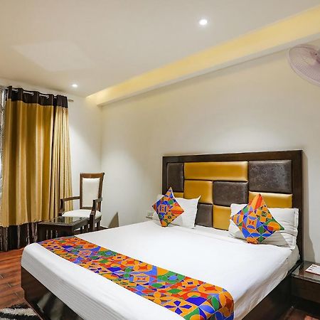 Fabhotel Grand Stay نيودلهي المظهر الخارجي الصورة