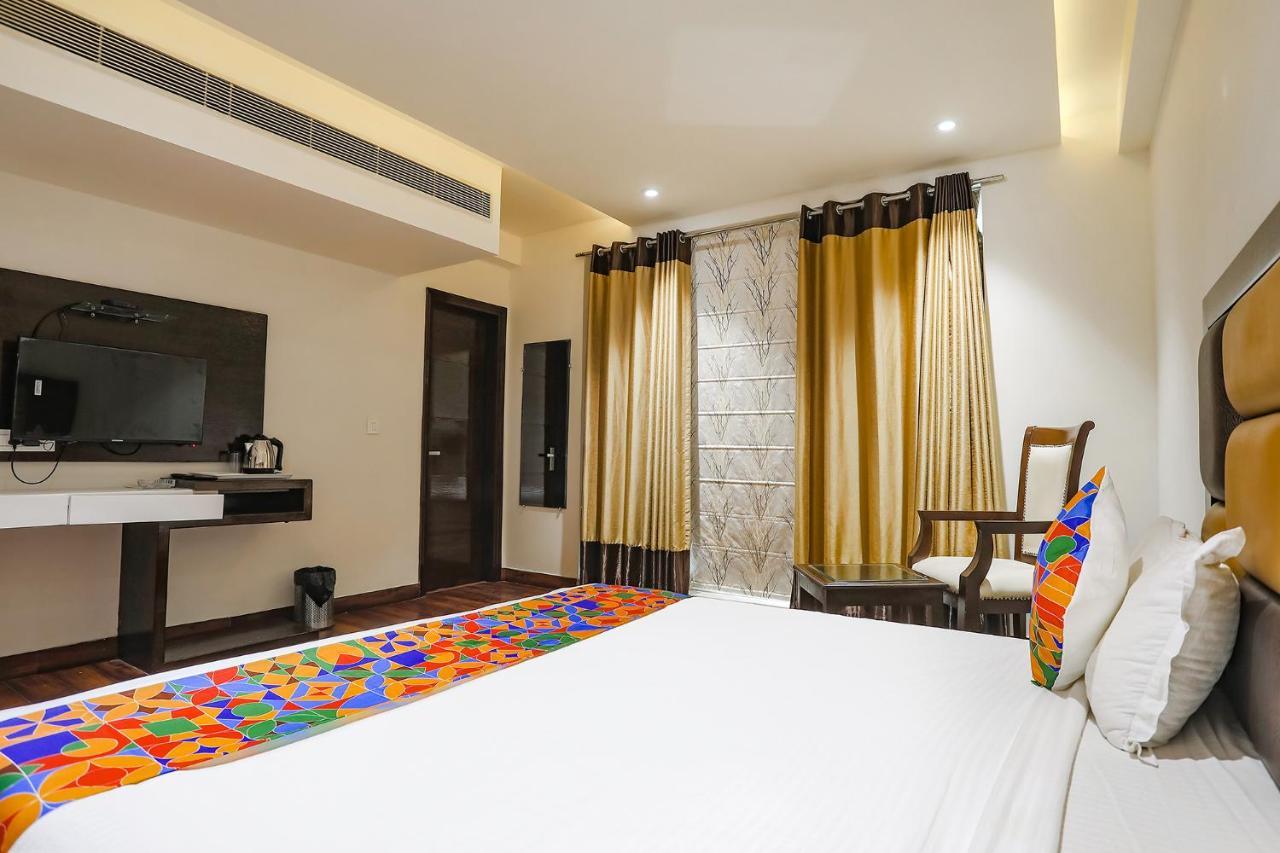 Fabhotel Grand Stay نيودلهي المظهر الخارجي الصورة